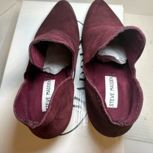 Steve Madden Austin Maroon Suede Leather Ankle Boots - Picture 5 of 11